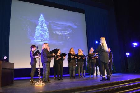 ŽUPANOV NOVOLETNI SPREJEM 9